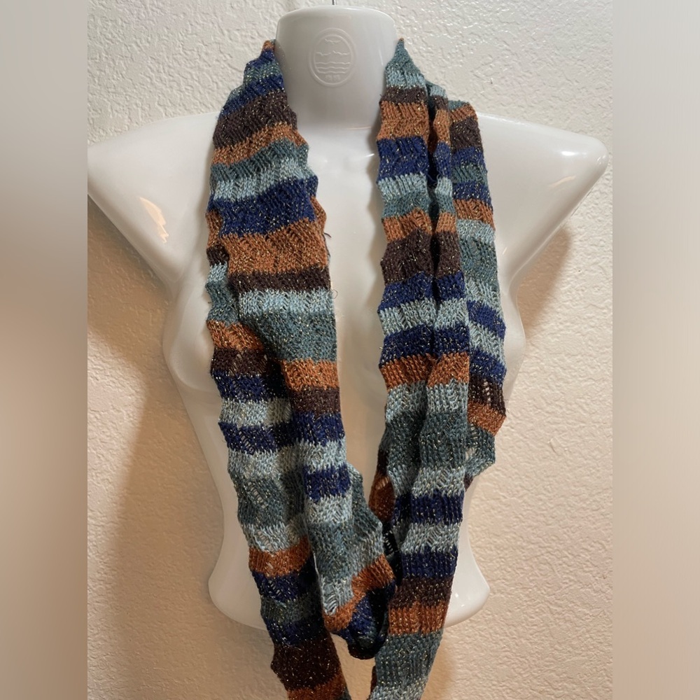 Liz Claiborne Multi Color Scarf 🧣Blue and Brown Tones, 3inchx3yards approx NWT
